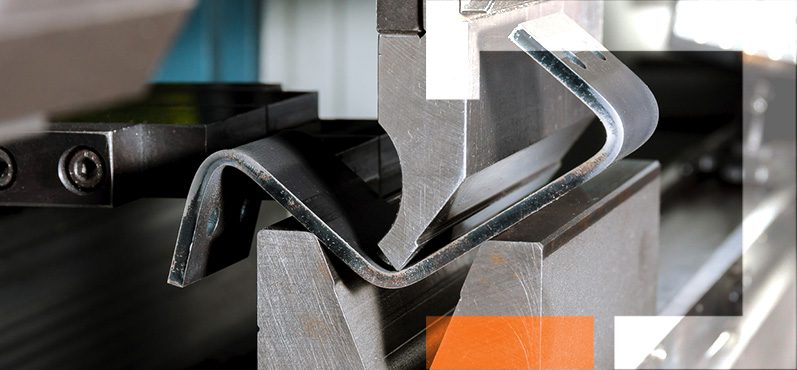 Press Brake Technology in Metal Fabrication: Pros and Cons 2 press brake 2