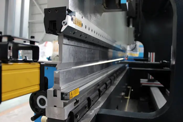 Press Brake Dies: Ultimate Guide 5 Press Brake Toolings Pictures 1