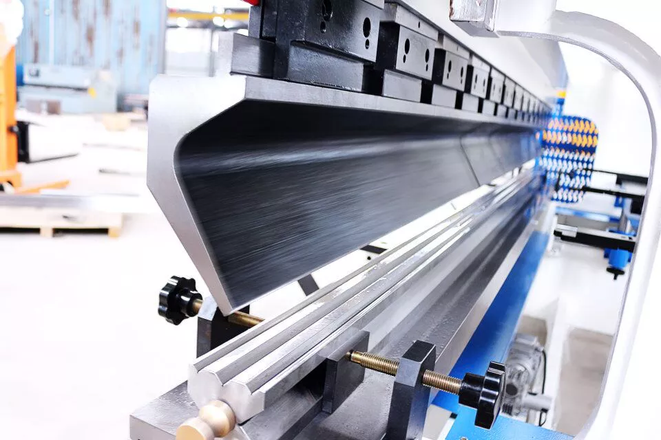 Choose the Perfect V-Die Opening for Press Brake Bending - A Ultimate Guide 2 V die openning for press brake