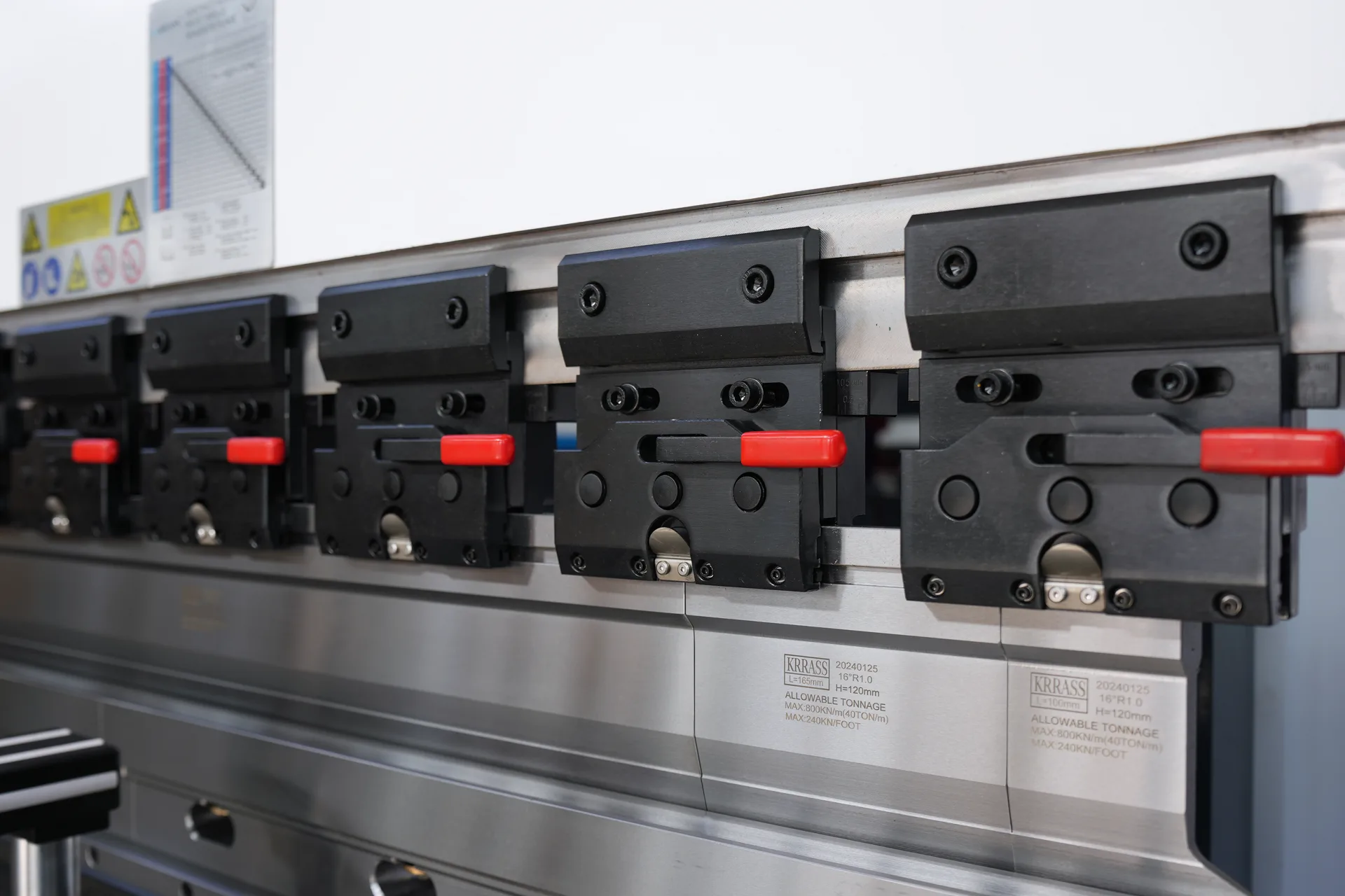 MB8 Series Press Brake with DA-53Tx 16 Precision Quick Clamping Device