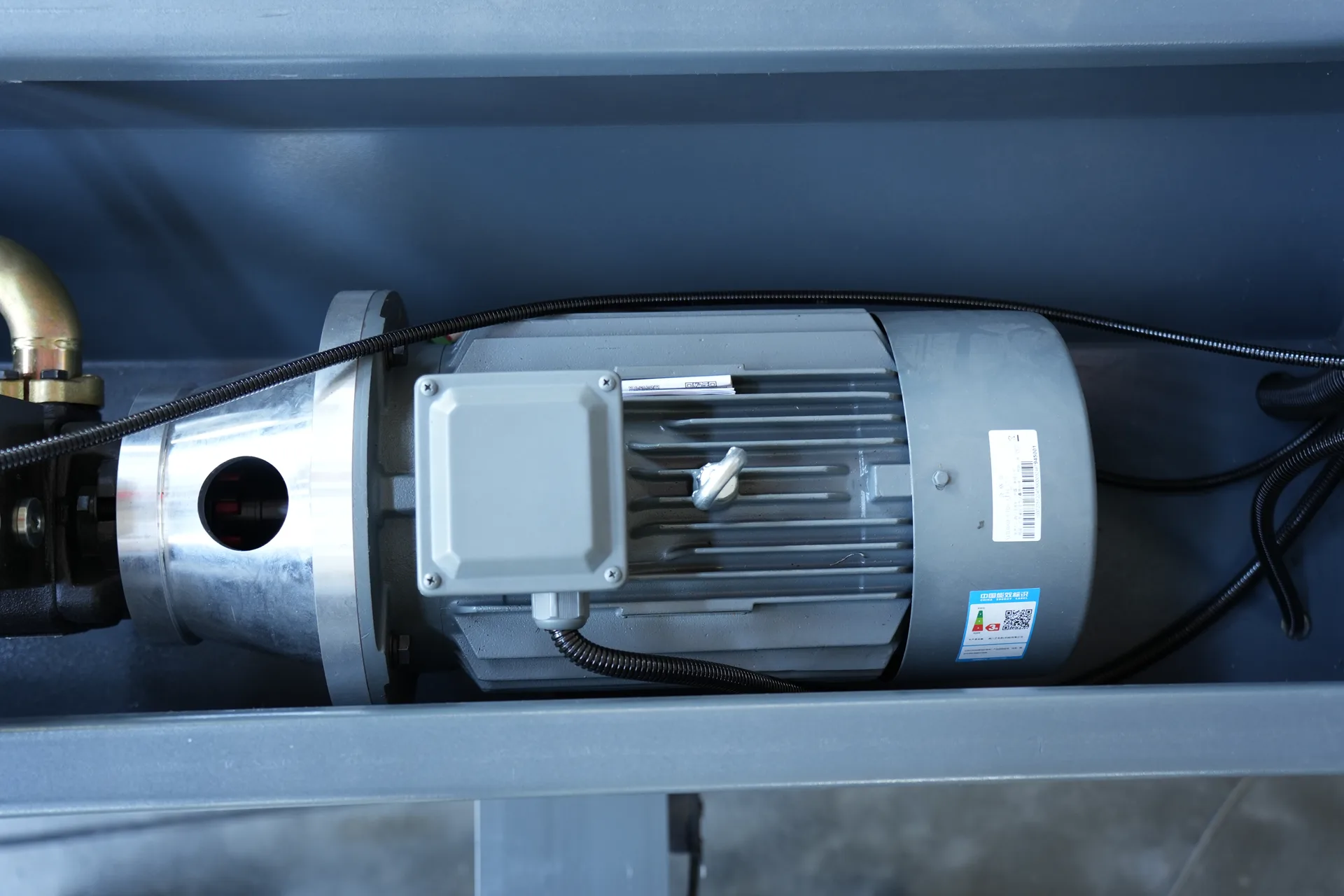 QC12K Series Swing Beam Shearing Machine 10 german siemens main motor