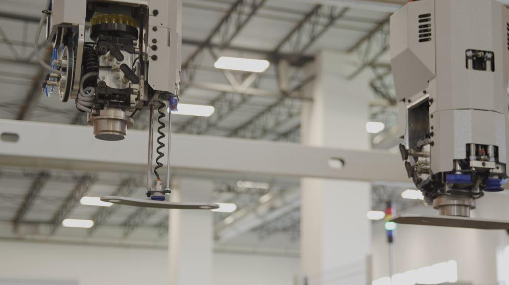 Top Manufactures Of Fiber Laser Cutting Machine In USA 4 Evolution of modern fiber laser cutting machine in USA