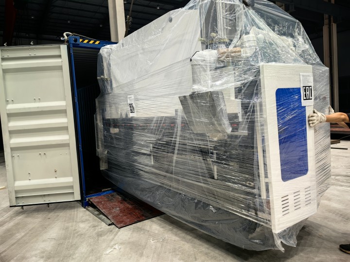 PBS-80T2500 CNC Press Brake 3 PBS-80T2500 CNC Press Brake