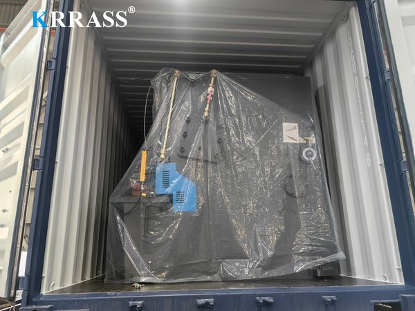 Saudi Arabia-1 Set QC12K-16X3200 Shearing Machine 2 Saudi Arabia-1 Set QC12K-16X3200 Shearing Machine