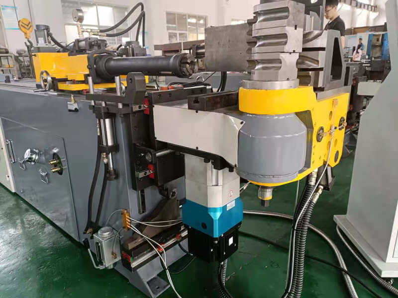 Tube and pipe bending machine China