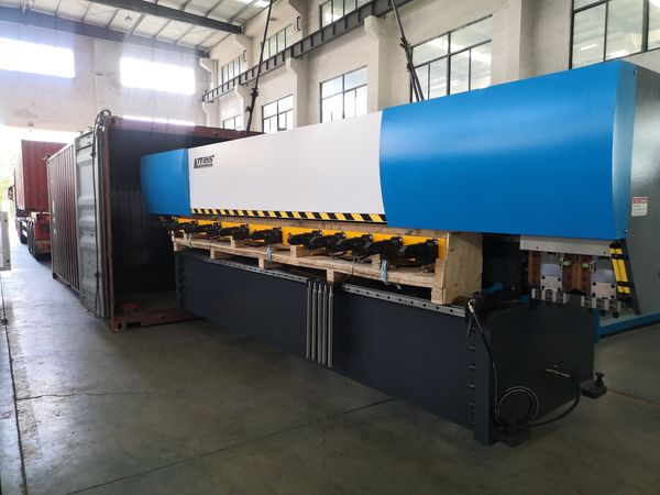 Germany-HRK-1250x4000 V-grooving machine